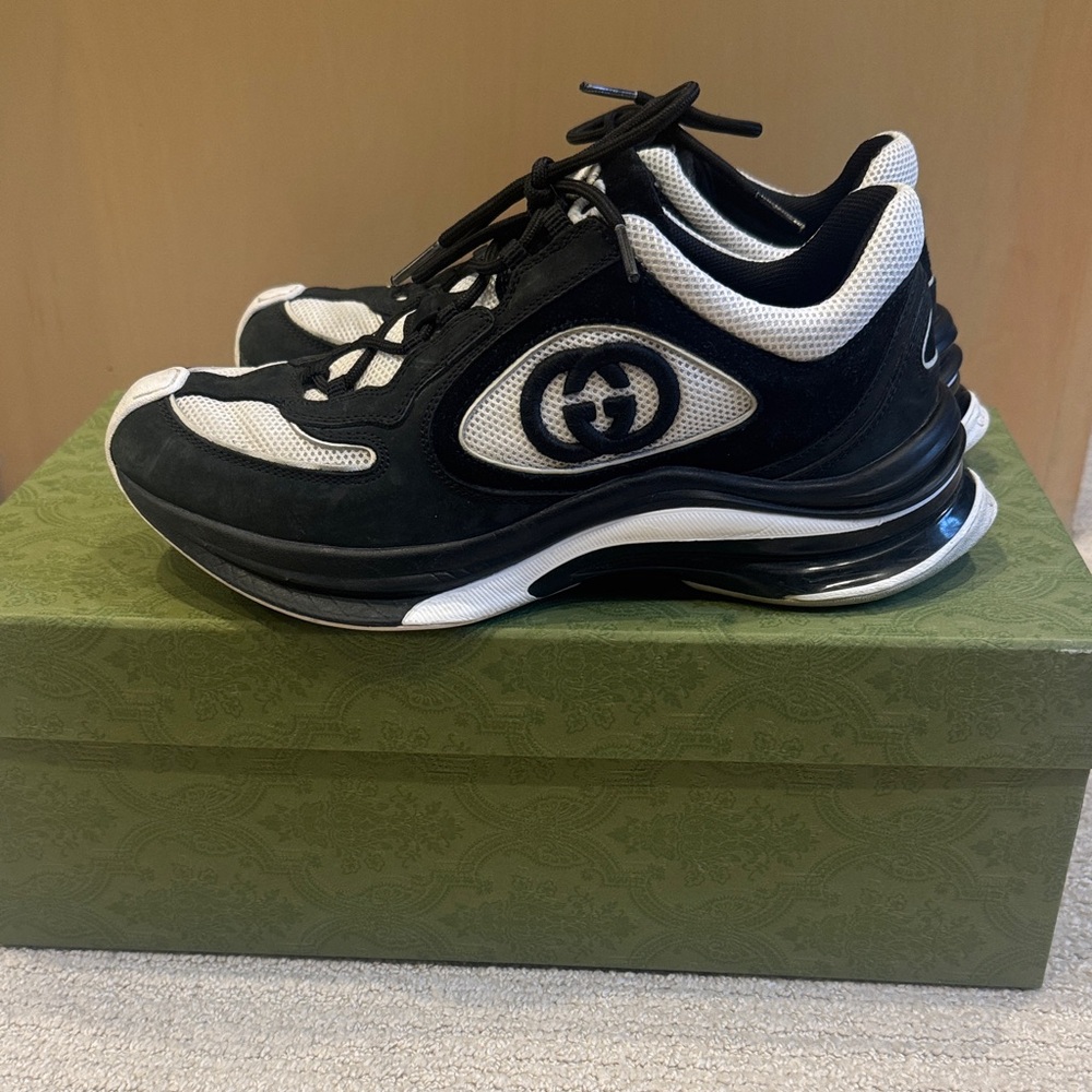 Gucci Women’s Black and White Athletic Sneakers